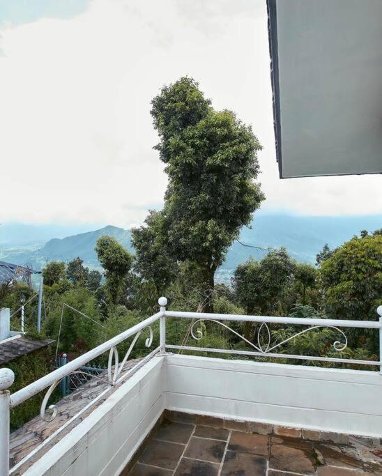 Ghost Villa Pokhara With Mountain View 20Mins From Main Area Ranipauwa 外观 照片