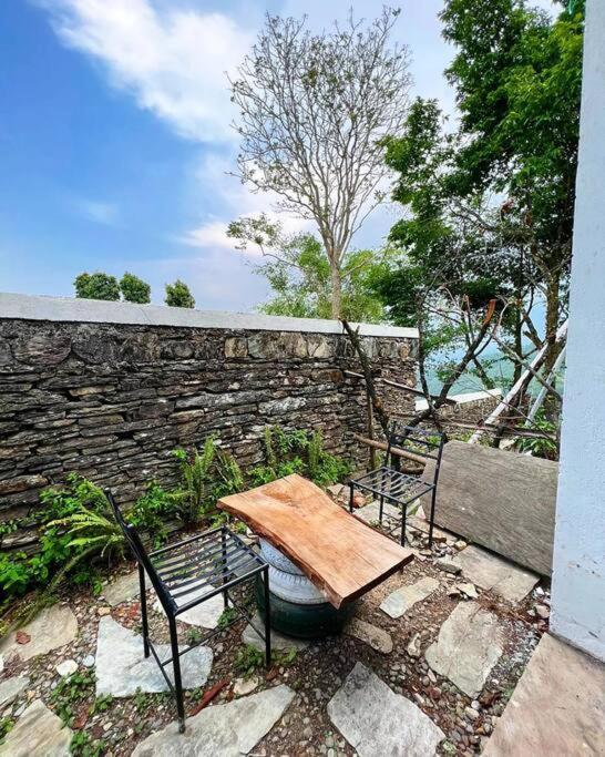 Ghost Villa Pokhara With Mountain View 20Mins From Main Area Ranipauwa 外观 照片
