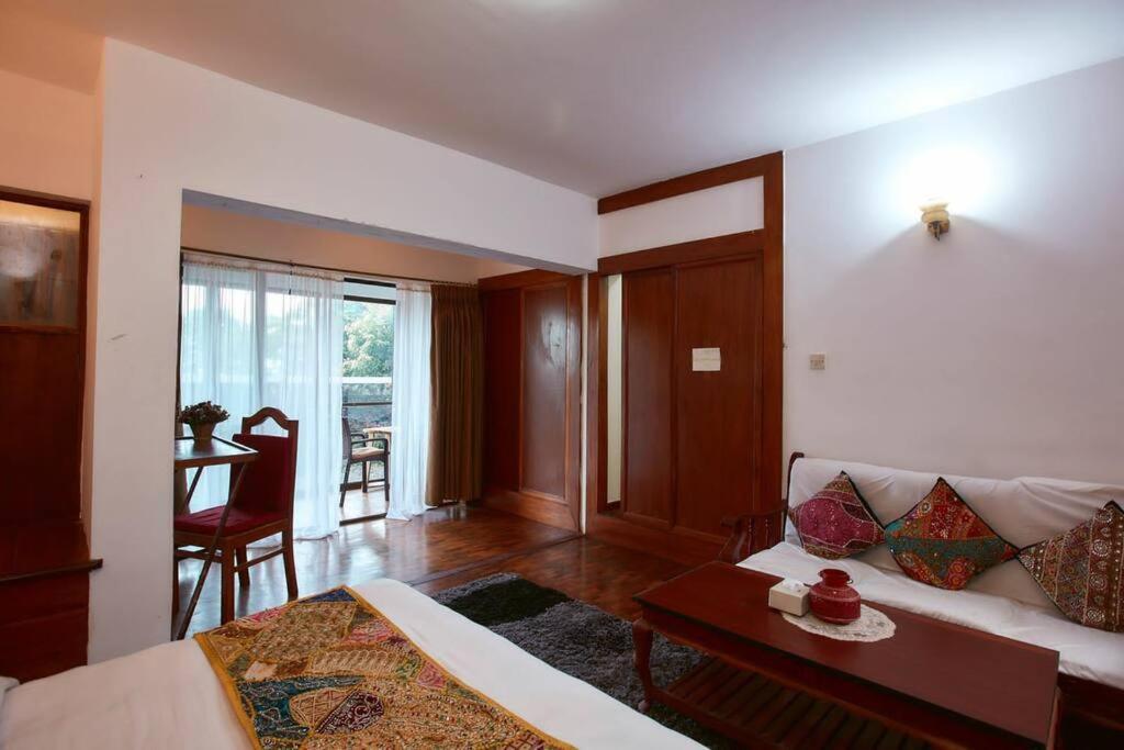 Ghost Villa Pokhara With Mountain View 20Mins From Main Area Ranipauwa 外观 照片